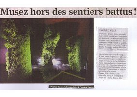 Journal du Dimanche, 24 Dec. 2006, Vertical Garden by Patrick Blanc