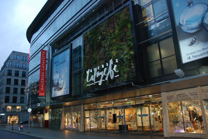 Galeries Lafayette, Berlin, 10 Dec 2011