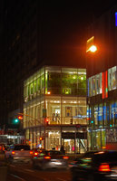 Phyto Universe, New York, from the street, April 2011, photo Marc Jeanson