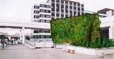 Les Voiles, project by Patrick Blanc, Creteil Soleil, July 2001