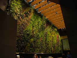 CapitaLand, 6th Battery Rd, side view, Singapore, March 2011