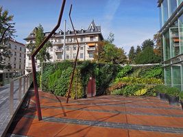 SPG Amandolier, Genève, Entrance Vertical Garden in October 2013