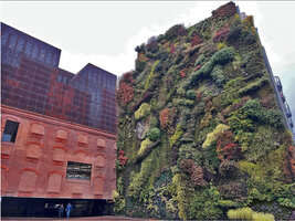 Caixa Forum in December 2022, photo Gilles Deparis