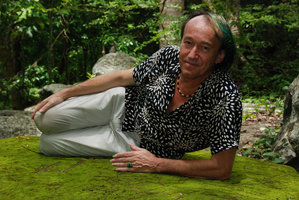 Patrick Blanc on mossy rock, Chumphon, Thailand, Aug. 2011