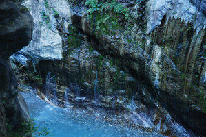 Marble cliff wth seepages and resurgences, Taroko, Taiwan
