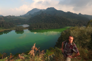 Patrick Blanc above a bright green volcano lake, Dieng, Wonosobo, Java, May 2018