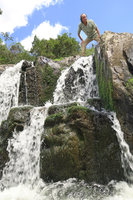 Patrick Blanc above a dense population of Podostemum cf. distichum, Resurrection waterfall, Aguas Mornas, Santa Catarina, Brazil, Oct. 2018