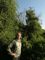 Patrick Blanc and Cladostemon kirkii with hanging fruits, Liwonde NP, Malawi, Aug. 2017