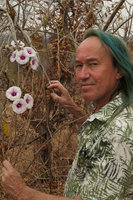 Patrick Blanc and Ipomoea shirambensis, South Luangwa NP, Zambia, Sept. 2017