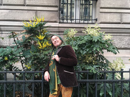 Patrick Blanc between flowering Mahonia and Fatsia, rue des Ecoles, Paris, Dec. 2018