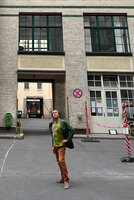 Patrick Blanc in a courtyard, Berlin, June 2023