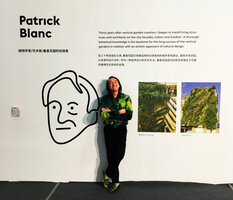 Patrick Blanc in front of his poster at the Mindpark Conference, Shenzhen, April 2017