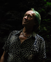 Patrick Blanc in the Begonia gutierrezii habitat, Lipuun Point, Palawan, Philippines, May 2011