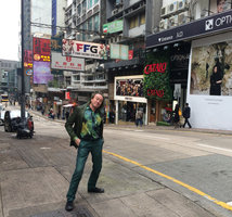Patrick Blanc in the streets, Hong Kong, Dec 2015