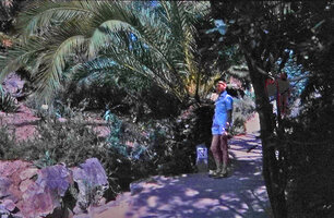 Patrick Blanc under the shade of Phoenix leaves, Blanes, Spain, Aug. 1966