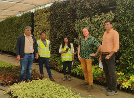 Patrick Blanc with the horticulture team of Bangalore airport, Jan. 2023