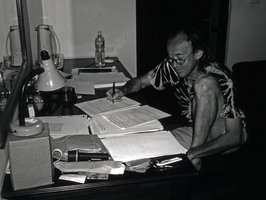 Patrick Blanc writing the last pages of his book Etre Plante, Darjeeling, Sept. 2002