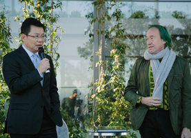 Stanley Quek and Patrick Blanc at the inauguration, One Central Park, Sydney, July 2014