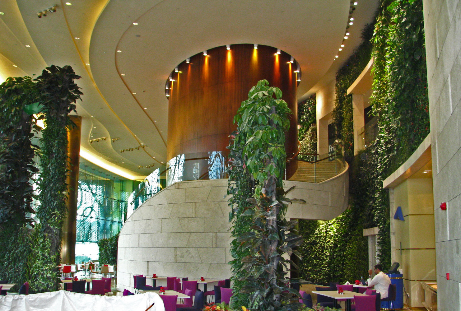 360 Mall, Kuwait | Vertical Garden Patrick Blanc