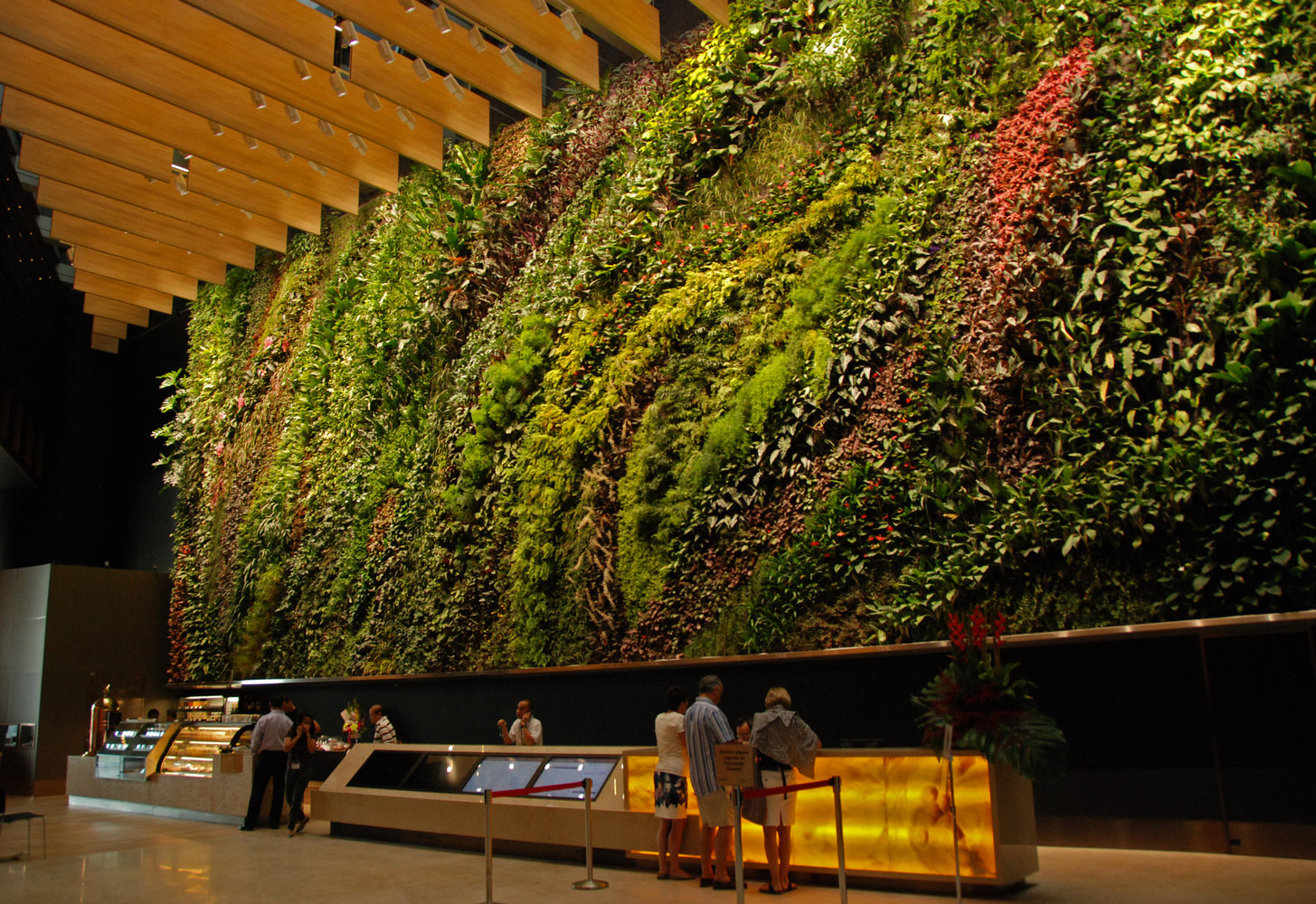 Capitaland 6 Battery Road Rainforest Rhapsody Singapore Vertical Garden Patrick Blanc