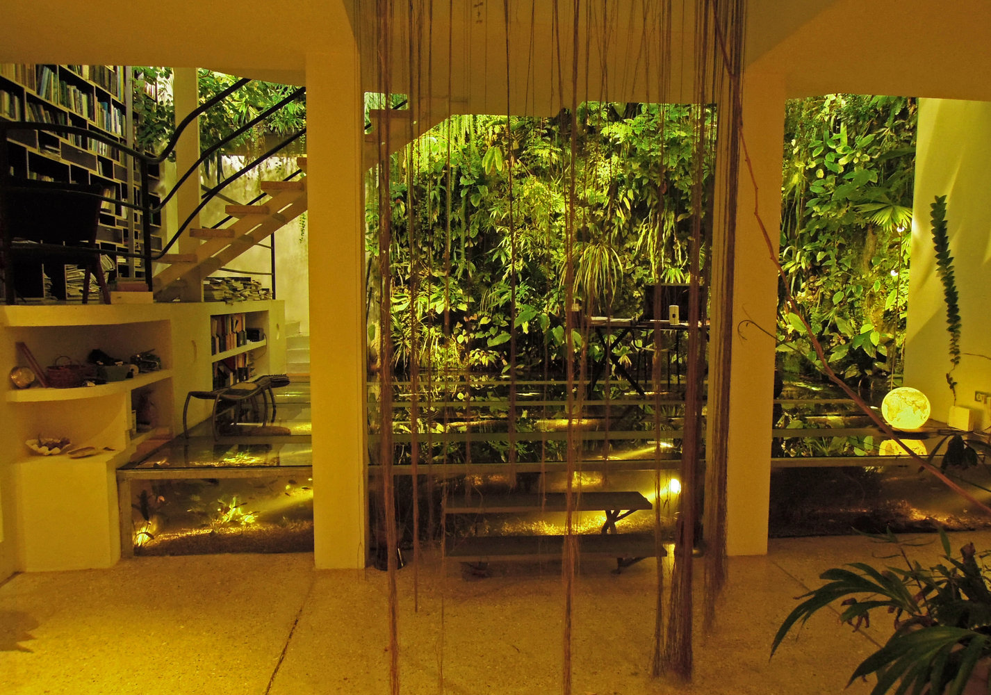 indoor vertical garden fake indoor vertical garden christarium july patrick blancs house garden blanc indoor vertical garden fake indoor vertical garden christarium july patrick blancs house garden blanc